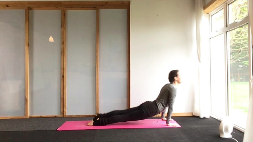 Fresh Start - Hips & Hamstrings (25 mins)